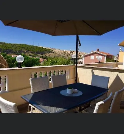 Apartment Piano Apartment Lopar