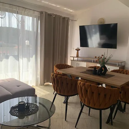 Apartment Piano Apartment Lopar